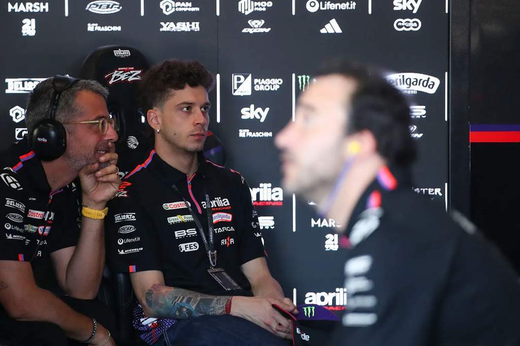 MotoGP Ceko: Marco Bezzecchi Minta Maaf Usai Tampar Marshal di Brno